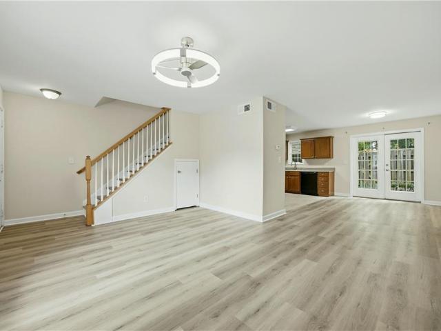 212 Summer Place