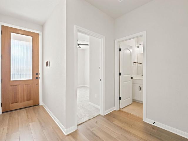 212 Swinging H Ln, Georgetown, TX