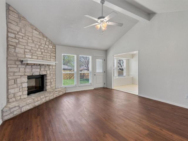 212 Rockcrest Dr