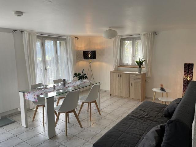21/2 ROOM APARTMENT IN STETTLEN BE, FURNISHED