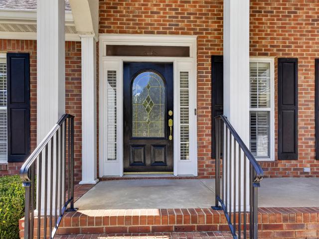 212 Red Oak Lane