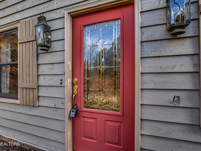 212 Woodland Trace Drive