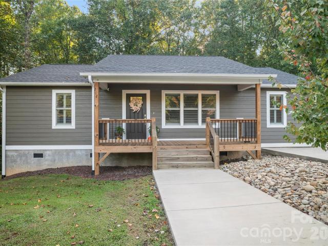212 Walt Drive