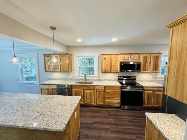 212 Whitehall Road