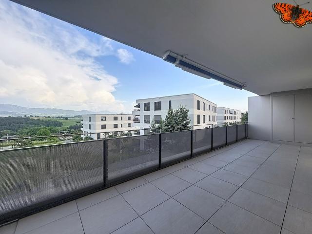 2½ ZIMMER – Mit einem grossen Balkon