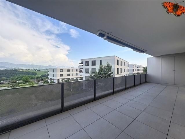 2½ ZIMMER – Mit einem grossen Balkon