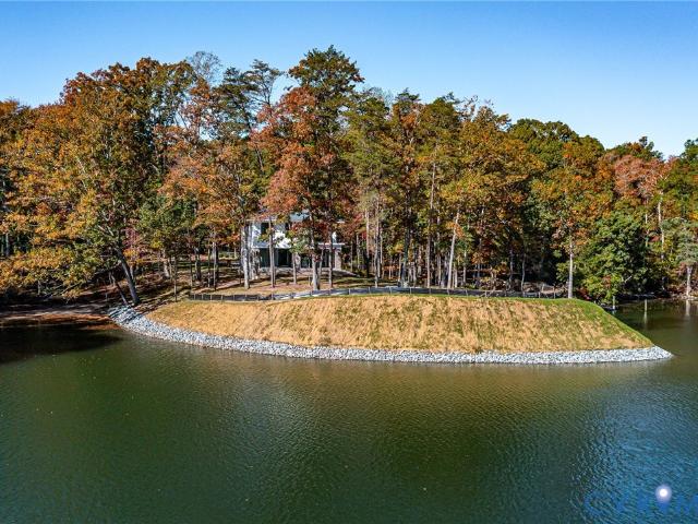 212A Gordon Drive