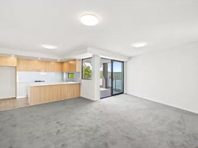21/2C Amor Street, Asquith Apartment for rent Listed by Emma.