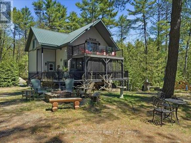 2134 Beach Road, Frontenac North, ON, K0H 2M0 house for sale | Listing ID X13787 | Royal LePage