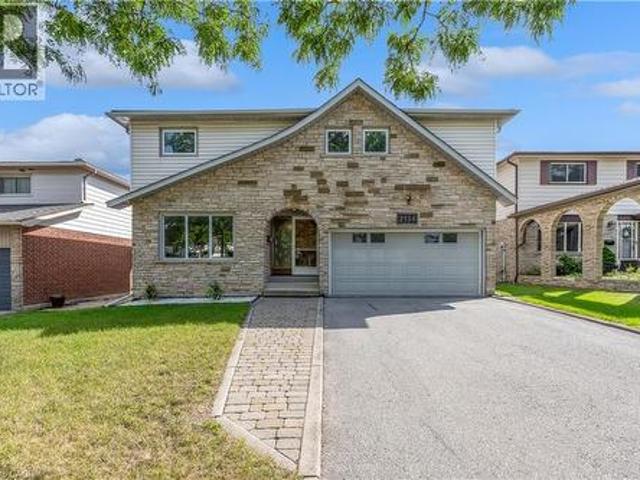 2134 Cartier Crescent, Burlington, ON, L7P 2Z5 house for sale | Listing ID 40862 | Royal LePage