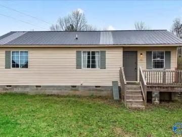 2134 COUNTY ROAD 137, STEVENSON, AL 35772