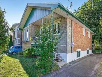 2134 Rue Papineau, Longueuil Le Vieux Longueuil, QC, J4K 3L8.