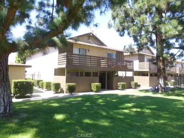 2134 S ACAMA ST, ANAHEIM, CA 92802