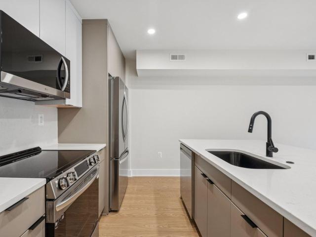2134 Wisconsin Avenue NW Unit# 4, Washington, US, DC