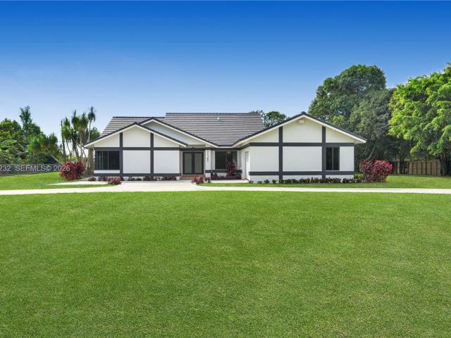 21360 SW 236th St, Homestead, FL 33031 | MLS #A11937