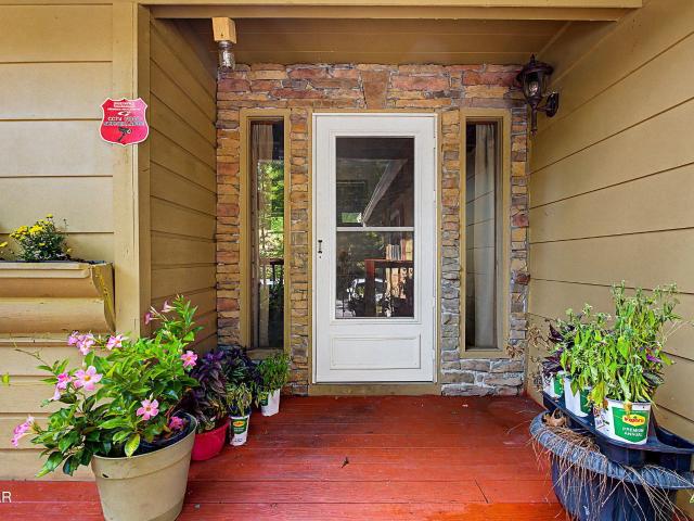 2136 Daisy Trail