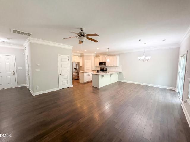2137 Emerald Lane