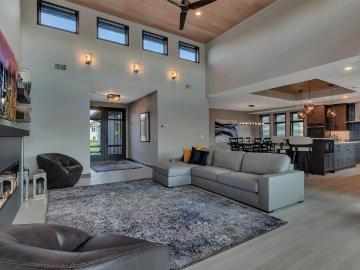 2137 Tamarack Drive