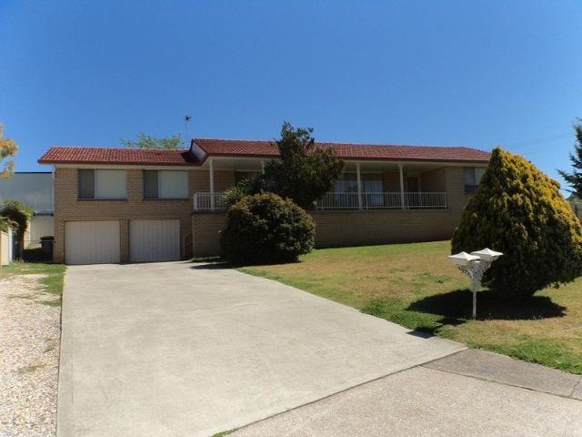 2/138 MUNDY STREET, GOULBURN