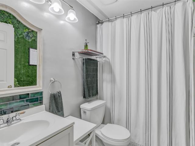 2138 Middle Creek Dr, Houston, TX 77339 | MLS #42508