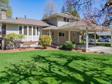 Greater Vancouver - Garden, Fireplace, Swimming pool