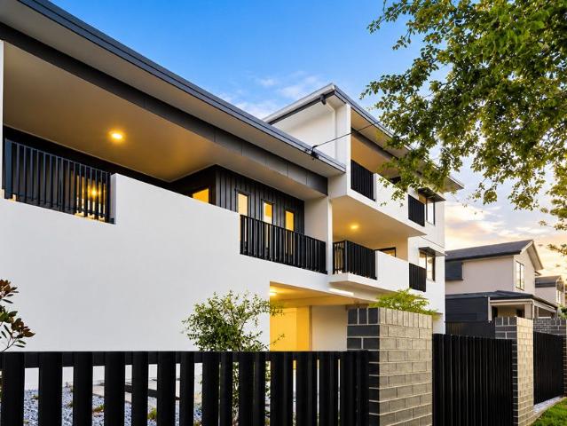 2/139 Nellie Street, Nundah, QLD 4012