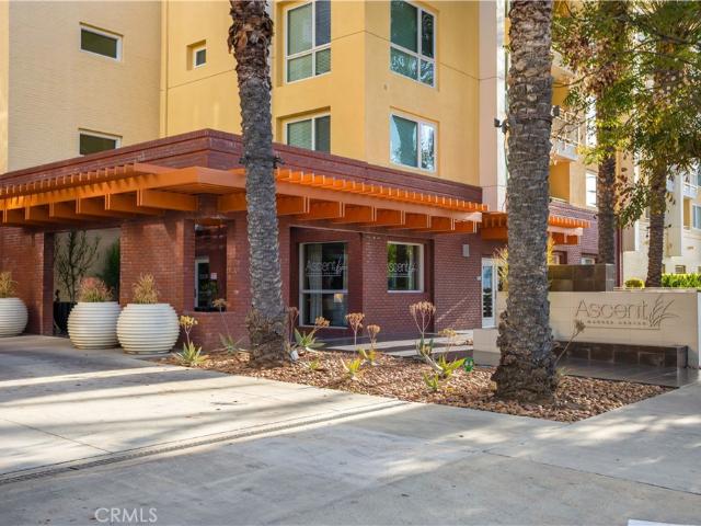 21301 Erwin St, Unit 526, Woodland Hills, CA 91367 | MLS #IG26084