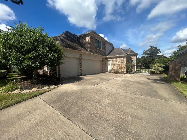21302 Kelliwood Greens Drive