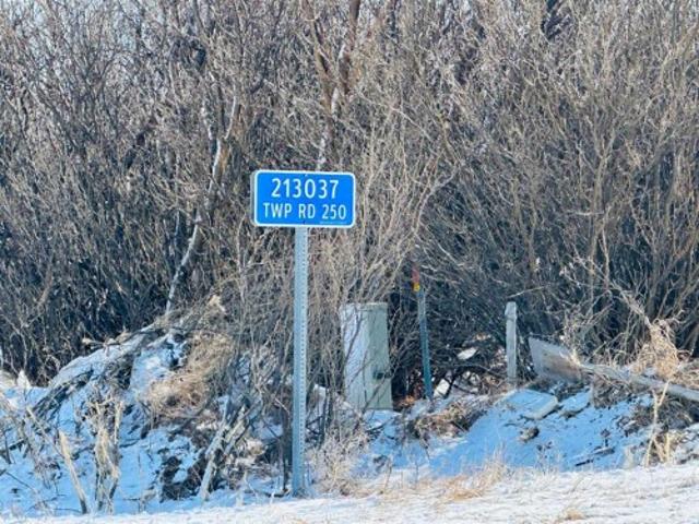 213037 Township Road 250, Rural Wheatland County, AB, T0M 0N0 house for sale | Listing ID A2295 | Royal LePage