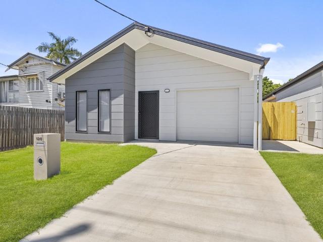 2/130 High Street, BERSERKER, QLD 4701