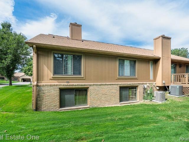 2130 London Bridge Drive