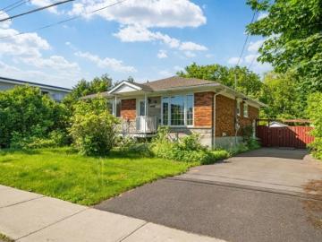 2130 Rue Arbour, Brossard, QC, J4Z 3B8 house for sale | Listing ID 15896 | Royal LePage