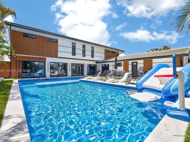 2131 N 53rd Ave, Hollywood, FL 33021 | MLS #A12011