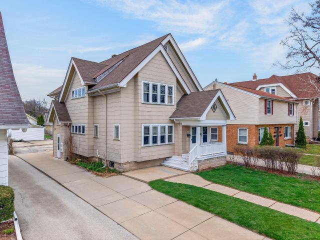 2131 N 65th St, Unit 2133