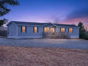 House for sale in Cape Breton - Patio, Garden