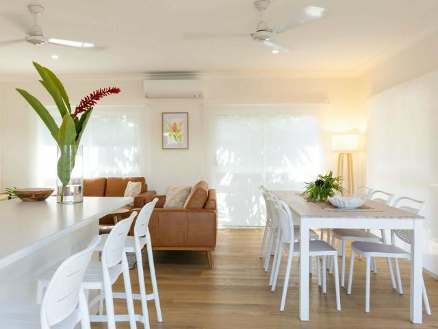 2/131 Davidson Street, Port Douglas QLD