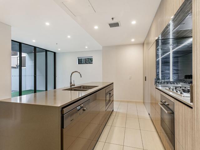 213/1 George Julius Avenue, Zetland