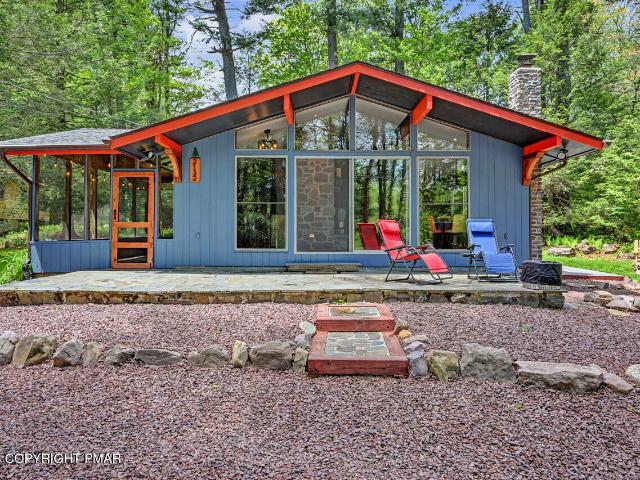 2132 Penny Lane