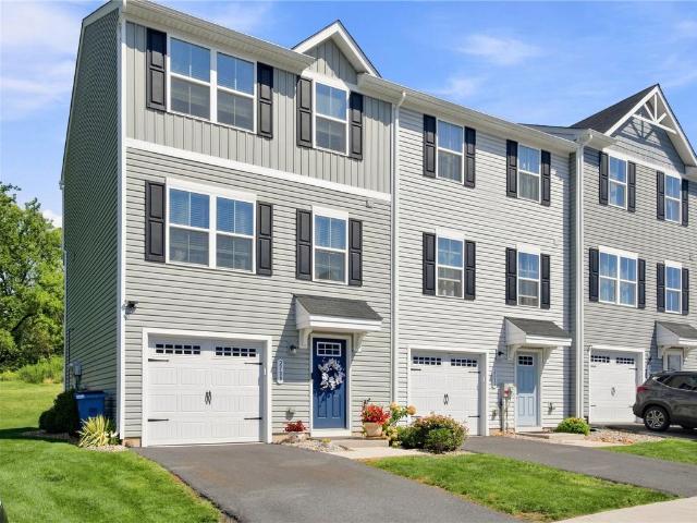 2133 Cross Country Road
