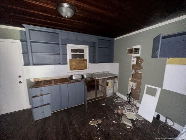 213 Colonial Drive