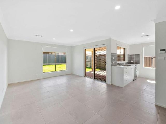 2/13 Boland Road, NSW 2321, Lochinvar
