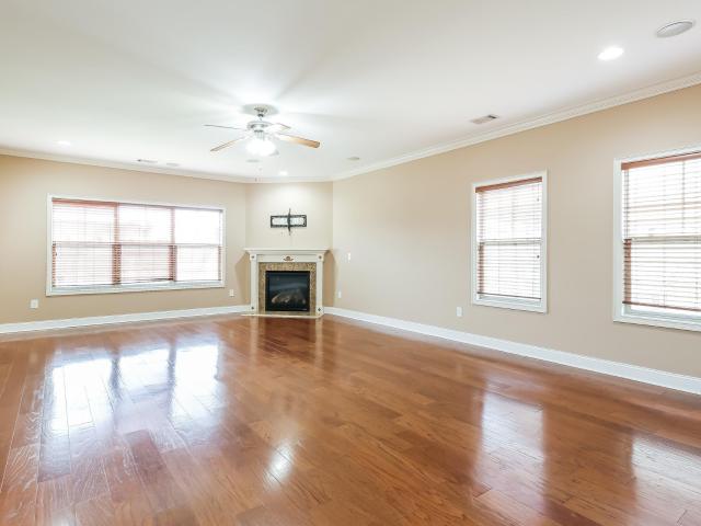 213 Bell Heather Lane