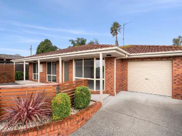Leopold, Greater Geelong, Victoria - Equipped kitchen