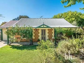 Nairne, South Australia - Garden, Parking