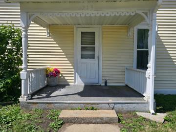 213 E Fremont Street