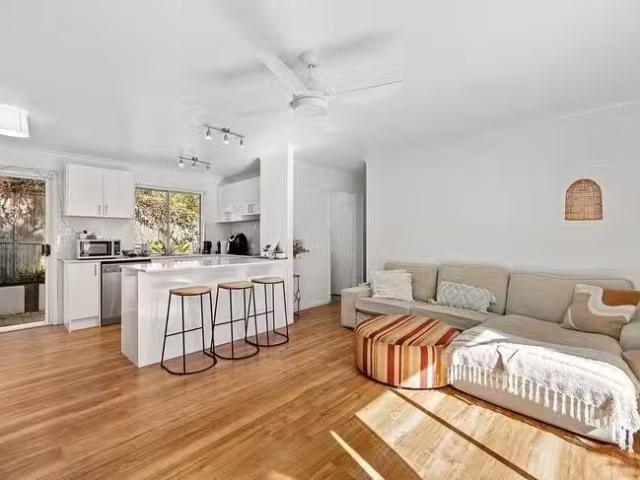 213 Edwards Street, Sunshine Beach, QLD 4567