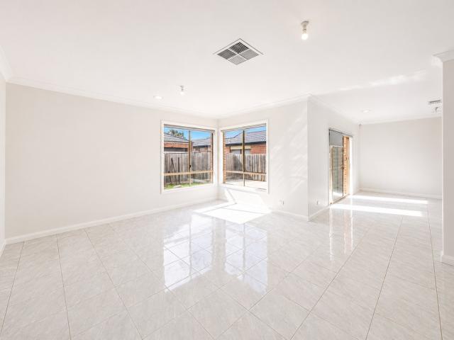2/13 Equine CctMelton South VIC 3338, Australia
