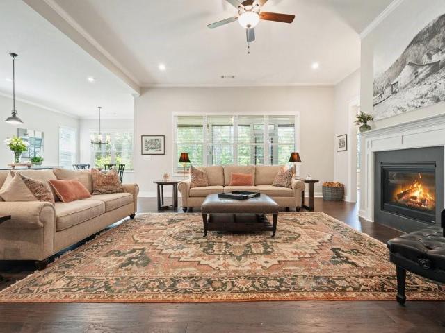 213 Fieldbrook Crossing