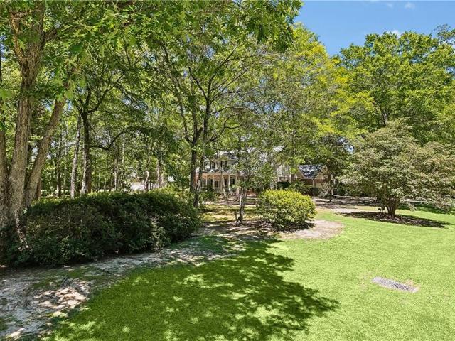 213 Hawthorne Hollow Drive
