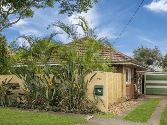213 Hyde Road, YERONGA, QLD 4104